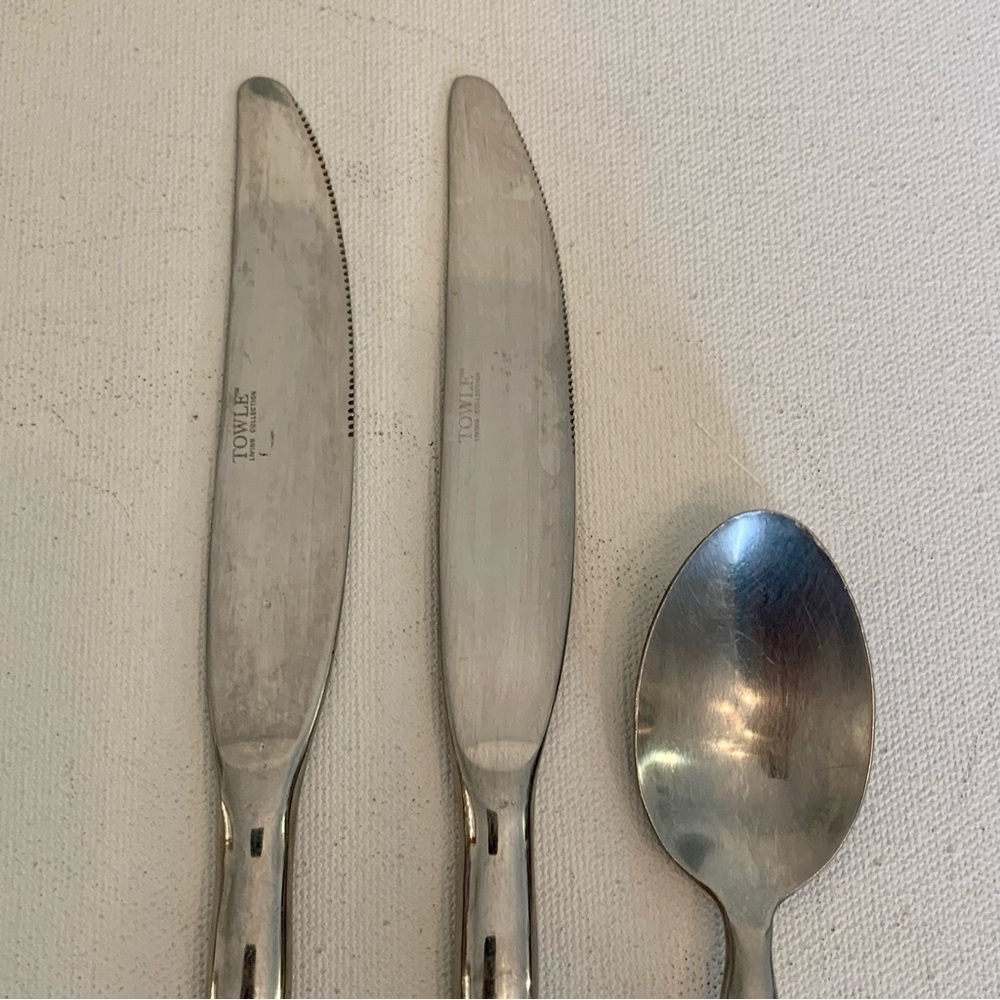 TOWLE Stainless Steel 9" Dinner Knives & 6.25" Spoon Wavy Handle Living CALYPSO - Picture 4 of 8